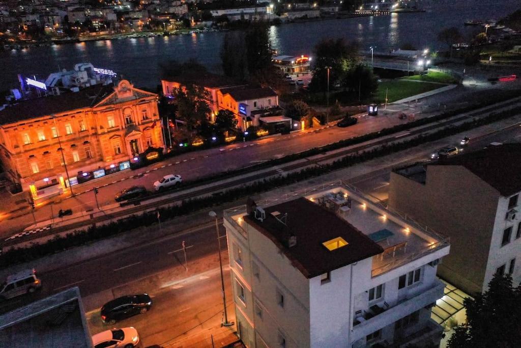 Waterfront Apartment By The Tram - Terrace With Dome & Golden Horn View In Fatih Istanbul Luaran gambar