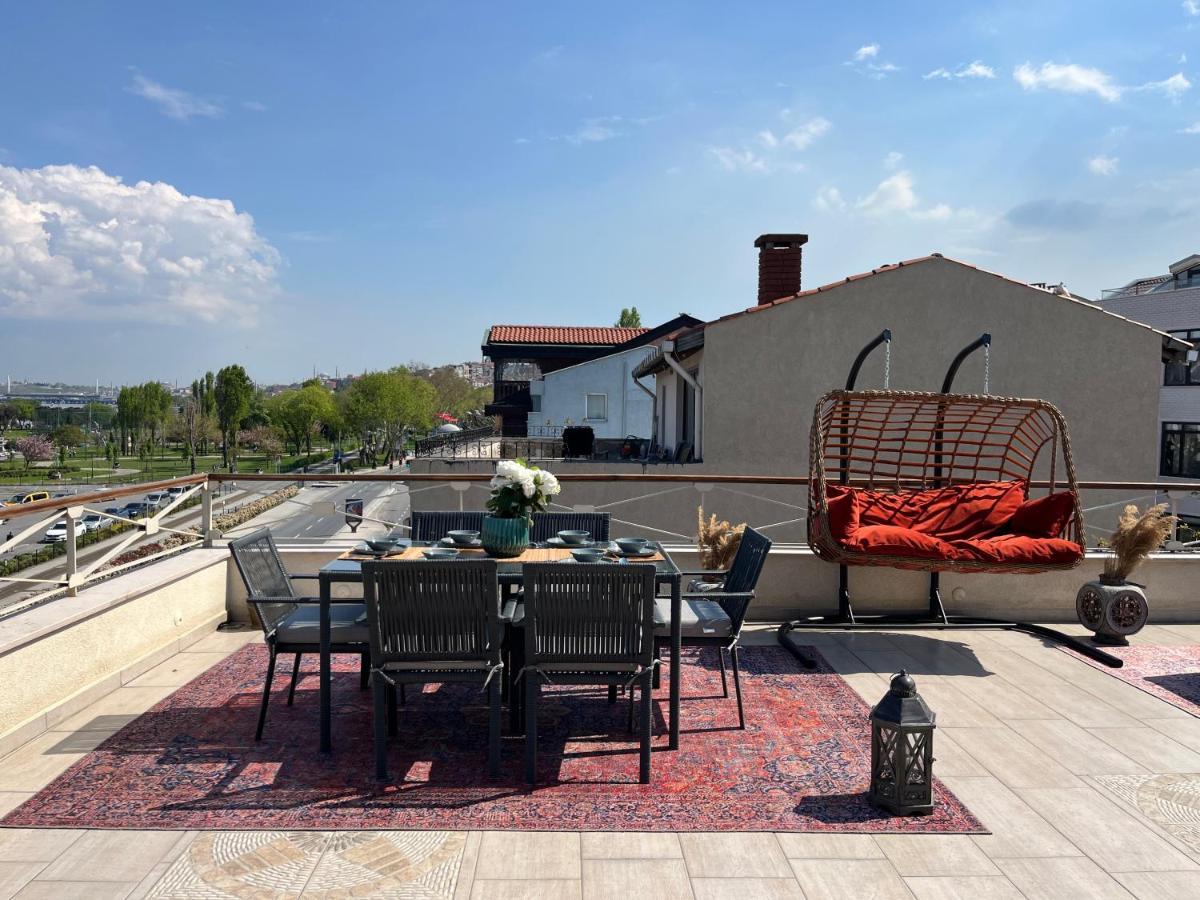 Waterfront Apartment By The Tram - Terrace With Dome & Golden Horn View In Fatih Istanbul Luaran gambar