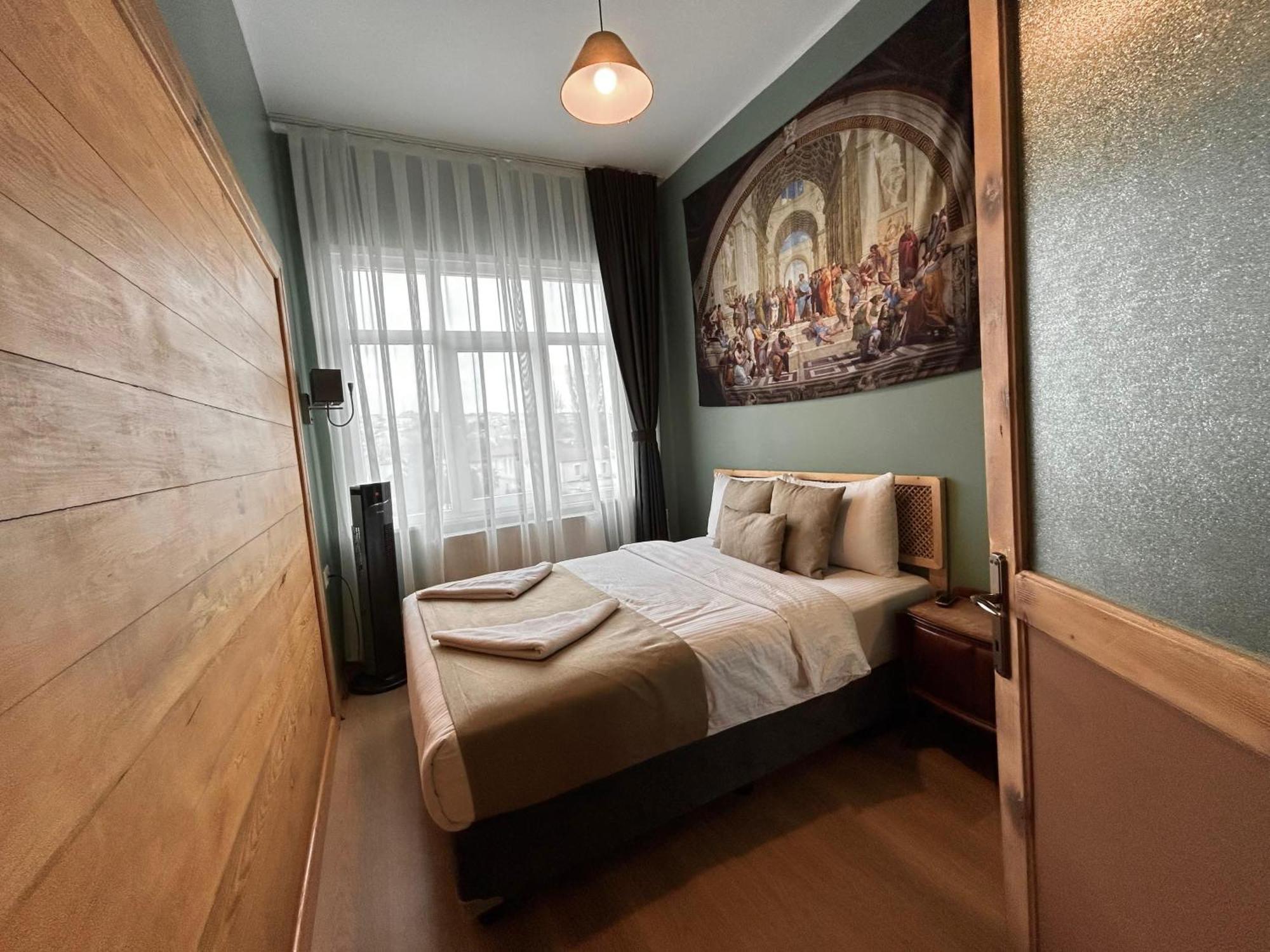 Waterfront Apartment By The Tram - Terrace With Dome & Golden Horn View In Fatih Istanbul Luaran gambar